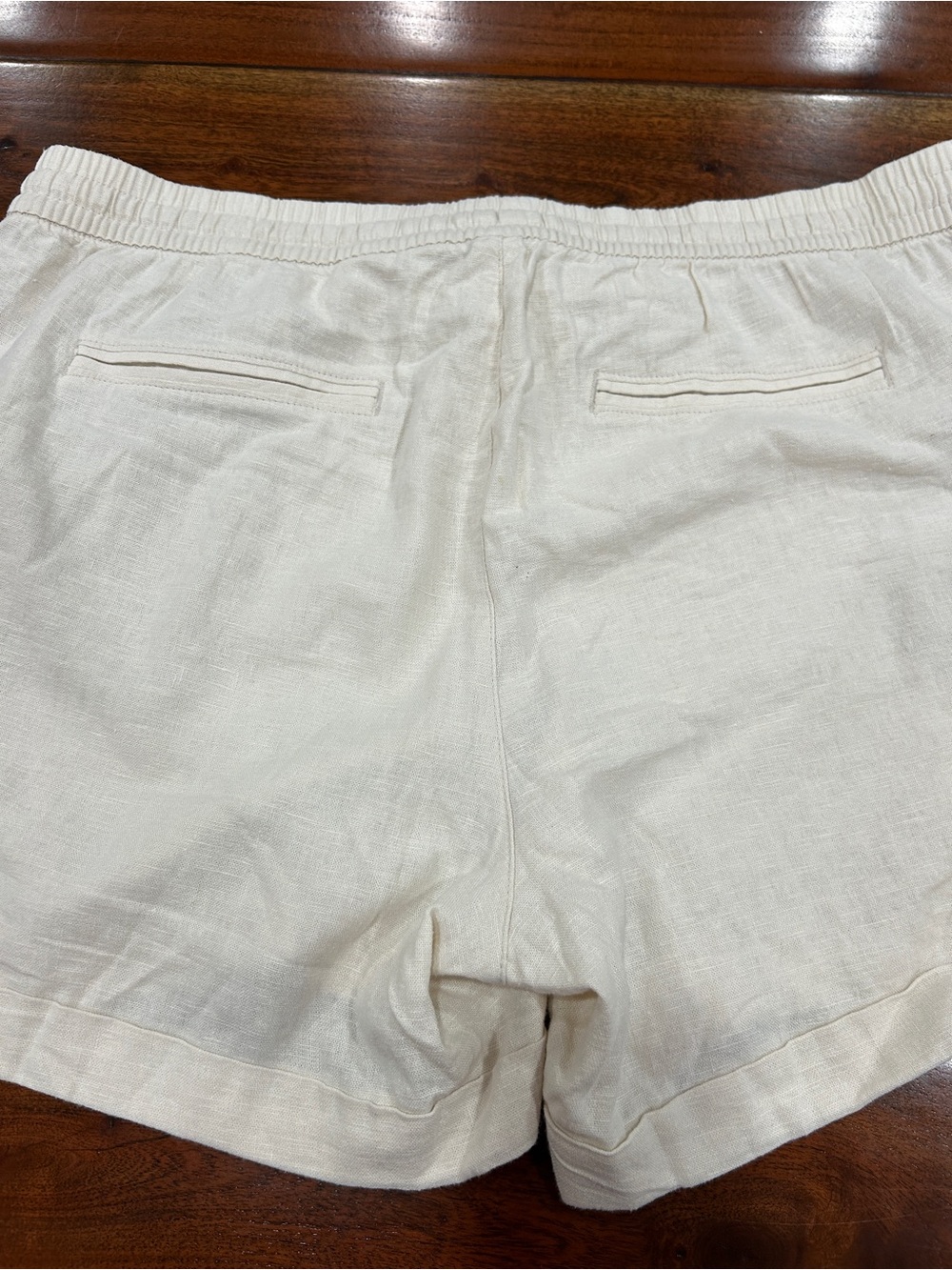 GAP Women's Cream Drawstring Linen-Blend Shorts - Picture 3 of 5